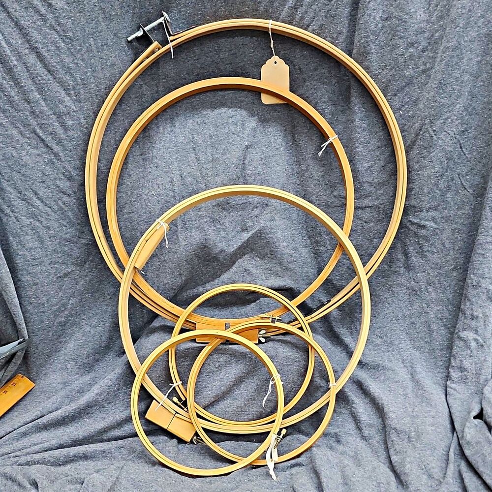 Vintage Wood Embroidery Hoops Good Condition 8-18 Inches Lot Of 6
